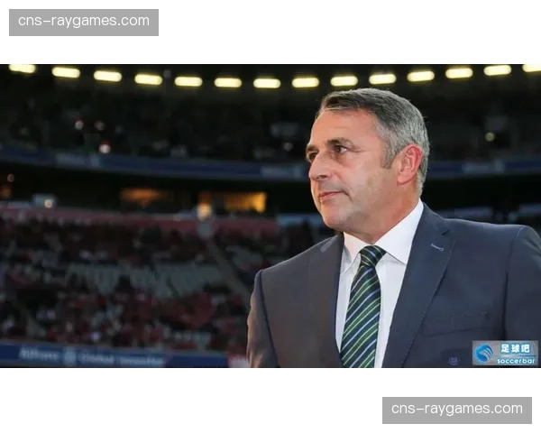 官方：霍芬海姆与功勋主帅小赫内斯续约至2028年